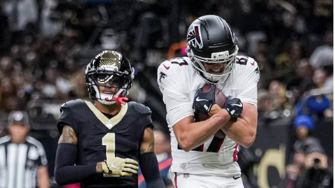 El touchdown de David Sills para los Falcons contra los Saints (X)