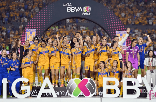 Jenni Hermoso se proclama campeona del torneo Apertura 2025 con Tigres UANL (FOTO: EFE).