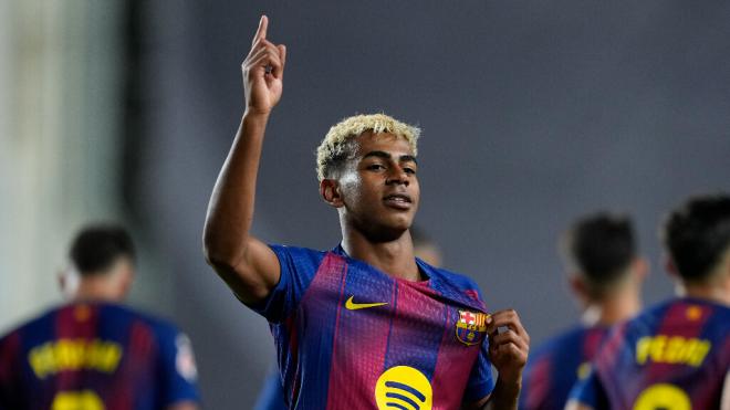 Lamine Yamal celebrando un gol con el Barcelona (Fuente: Europa Press)