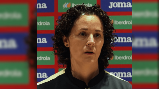 Claudia Pons, en sala de prensa.