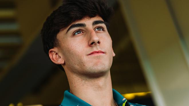 Mari Boya, con los colores de Aston Martin