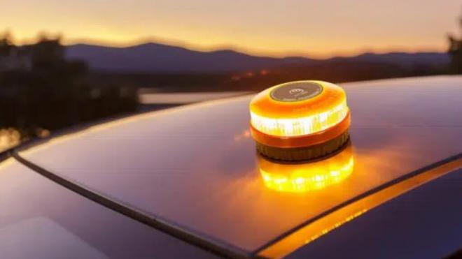 La nueva baliza que la DGT obligará a llevar