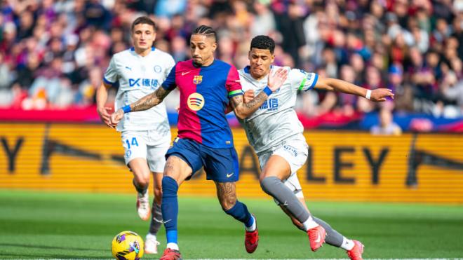 Raphinha, contra el Alavés (Foto: Cordon Press)