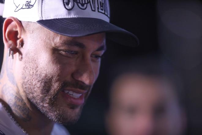 Neymar, en un partido de Santos (FOTO: Cordón Press).