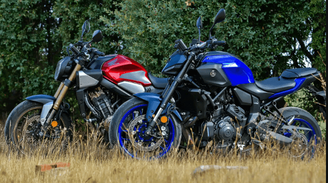 Yamaha MT-07 y Honda E-Clutch