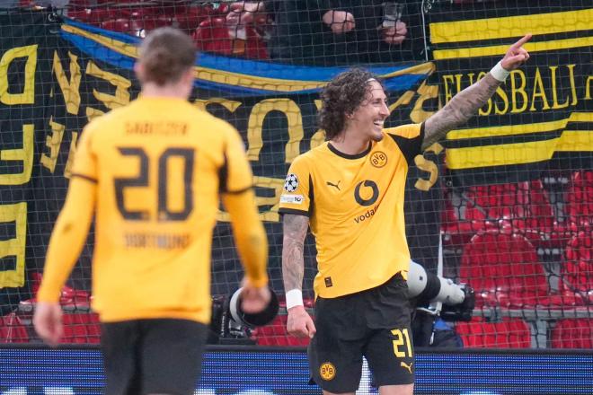 Fábio Silva, durante un partido con el Borussia Dortmund (Foto: Cordon Press).