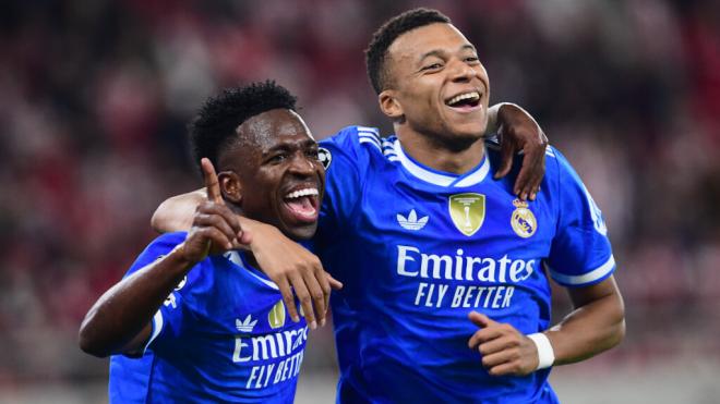 Mbappé y Vinicius celebrando un gol (Europa Press)