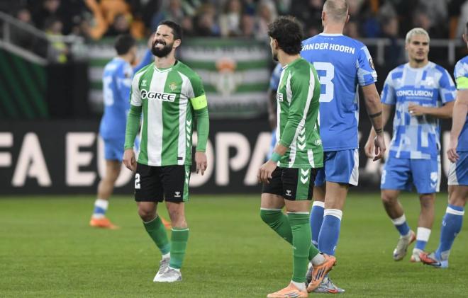 Isco Alarcón, lesionado ante el Utrecht (Foto: Kiko Hurtado).