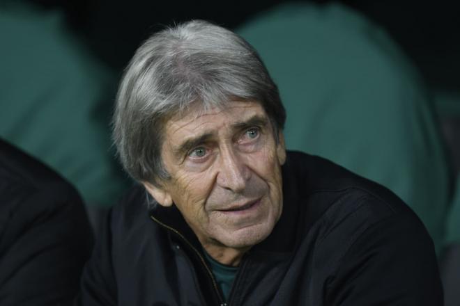 Manuel Pellegrini, ante el Utrecht (Foto: Kiko Hurtado).