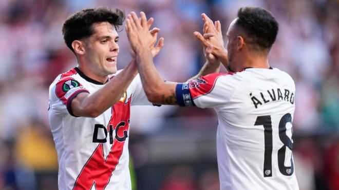 Álvaro García con Fran Pérez (Europa Press)