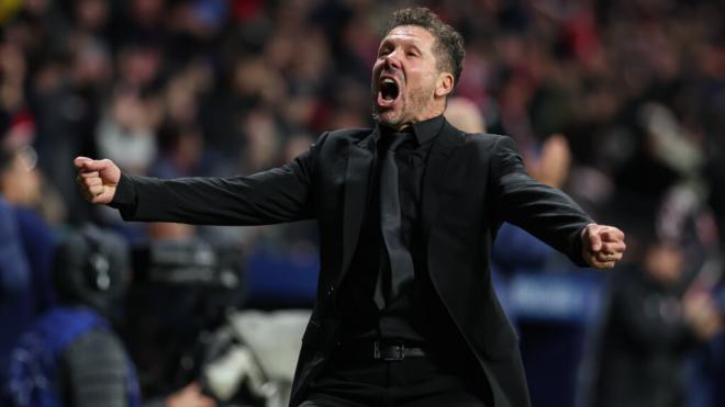 Diego Simeone celebrando el gol contra el Inter de Milán (Europa Press)