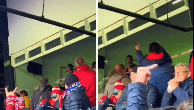 Varios aficionados se encararon con Antony y le lanzaron objetos.