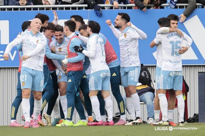 Los jugadores del Real Zaragoza celebran uno de los goles contra el Leganés (FOTO: LALIGA).