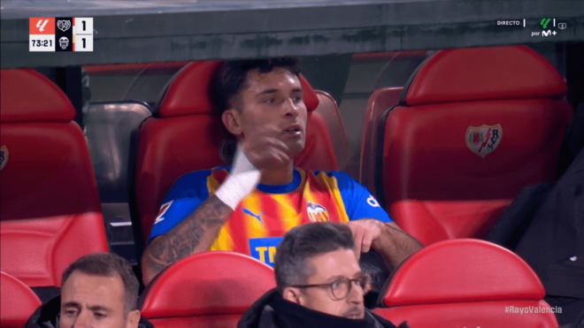 El enfado de Hugo Duro en el Rayo-Valencia.