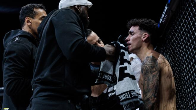 Ibelky durante su pelea en el WAR 4 (Europa Press)