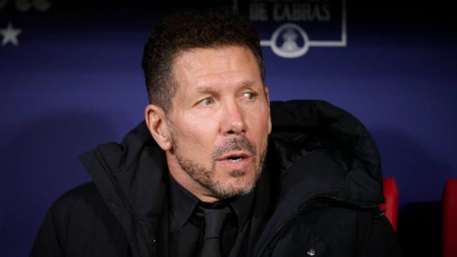 Diego Simeone se enfrenta a su bestia negra, el Barcelona (foto: Cordon Press).