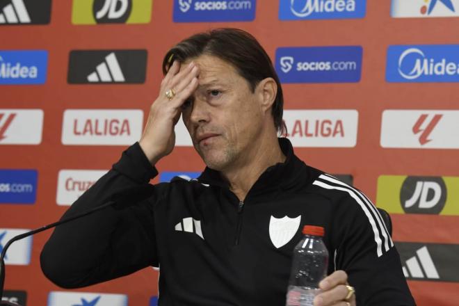 Matías Almeyda, en la rueda de prensa previa al Extremadura - Sevilla (Foto: Kiko Hurtado).
