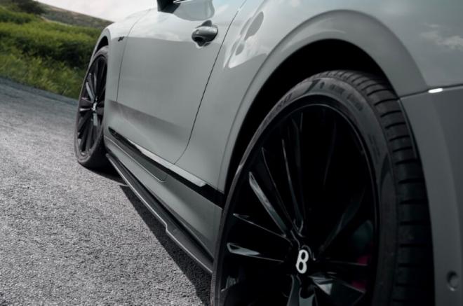 Más fibra de carbono para los Bentley.