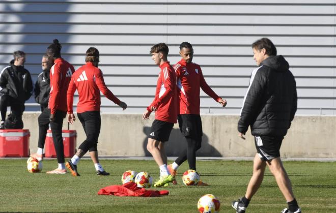 Miguel Sierra, en el entrenamiento de este miércoles (Foto: Kiko Hurtado).