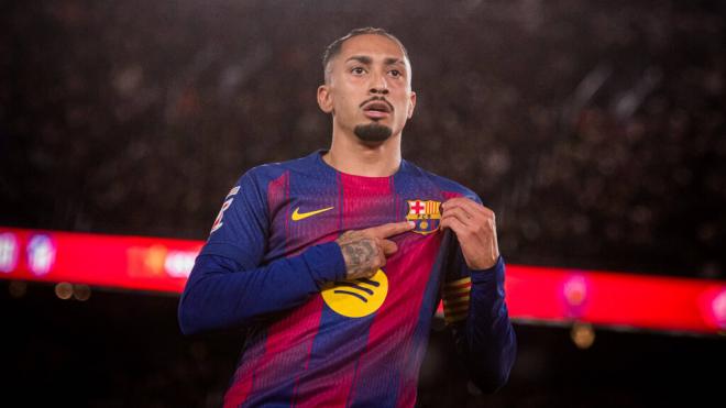 Raphinha fue uno de los mencionados por la afición del Barcelona tras la victoria (foto: Cordon Pr