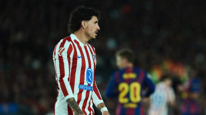 José María Giménez en el Camp Nou (Cordon Press)