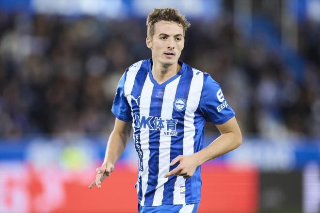 Jon Pacheco, en un partido del Deportivo Alavés (FOTO: Europa Press).