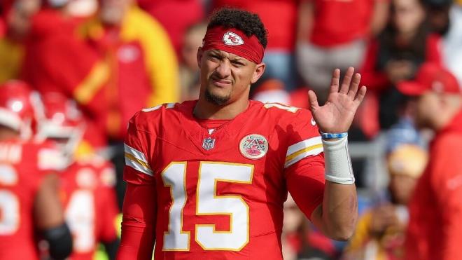 Patrick Mahomes durante el choque contra los Colts (Foto: CordonPress).