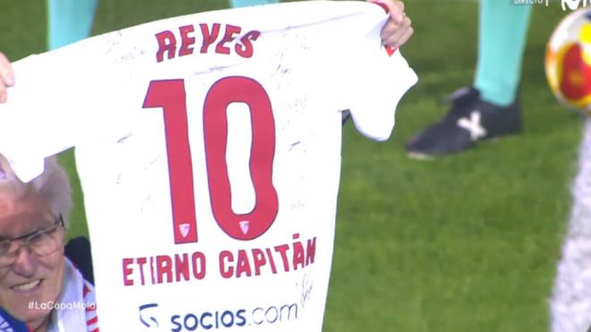 El homenaje a José Antonio Reyes.