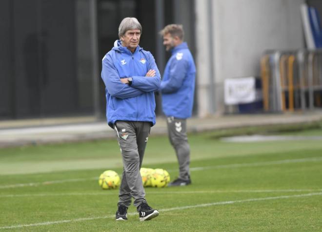 Manuel Pellegrini, en la sesión del viernes (Foto: Kiko Hurtado).