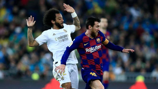 Marcelo y Messi en un Clásico (Cordon Press)