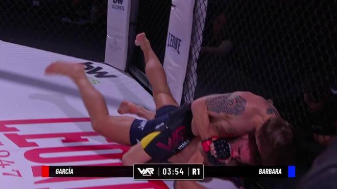 Borja García se impuso a su rival en algo más de un minuto (captura: Infinity).