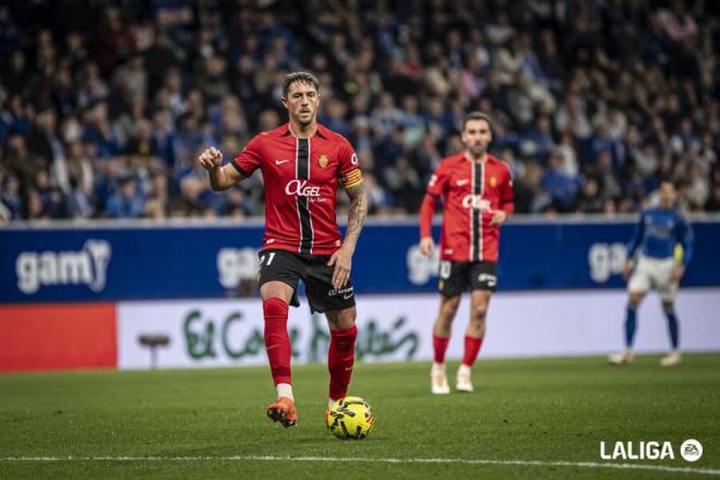 Antonio Raíllo, durante el Real Oviedo-Mallorca (Foto: LALIGA)..jpeg