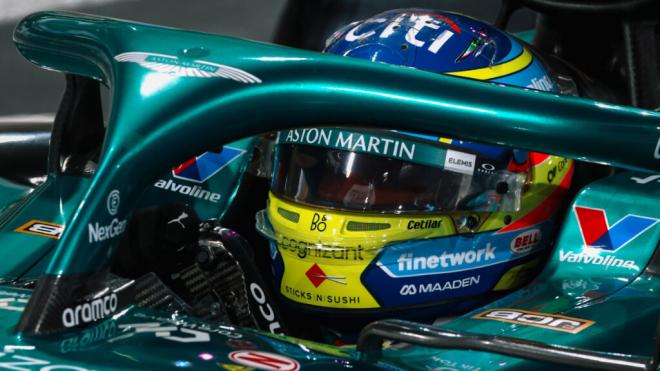 Fernando Alonso, en Abu Dhabi (Foto: Aston Martin).