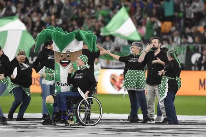 La Compañía Flamenco Inclusivo actuando en La Cartuja (Foto: Kiko Hurtado)