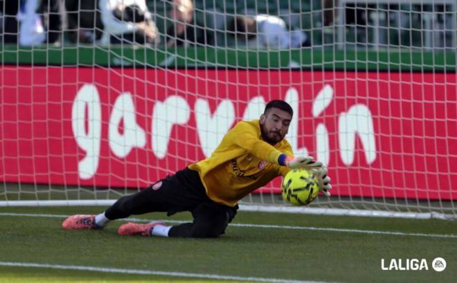 Paulo Gazzaniga, antes del Elche - Girona (Foto: LALIGA).