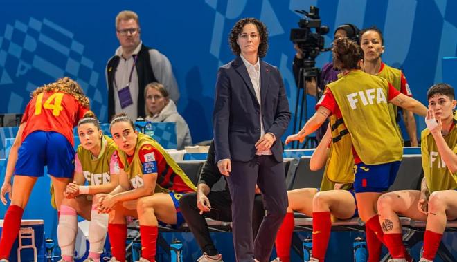 Clàudia Pons, durante el España-Argentina (Foto: RFEF).