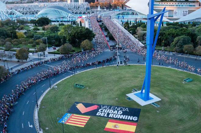 El Maratón Valencia supera los 30.000 finishers por primera vez en su historia