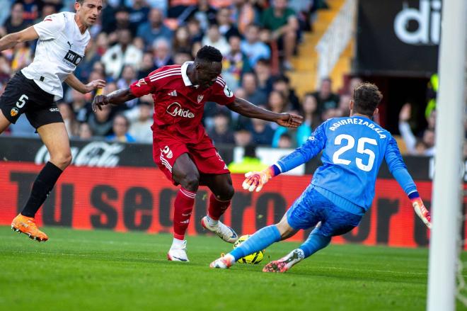 Akor Adams, ante el Valencia (Foto: Cordon Press).