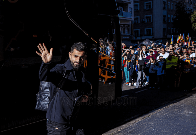 Llegada a Mestalla (Foto: VCF)