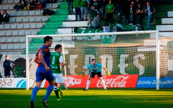 El gol del Ferrol llegó en el minuto 89.