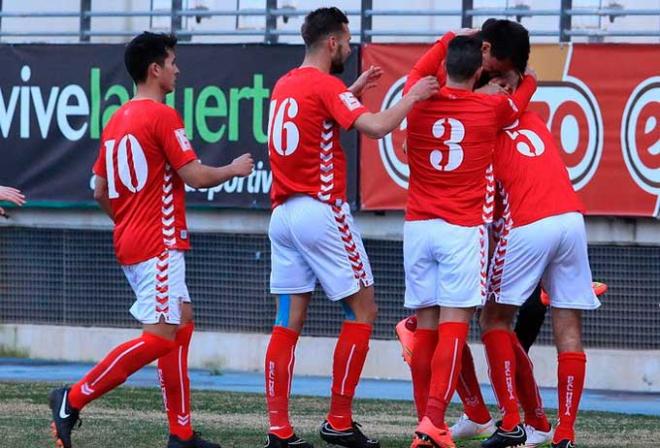 El Real Murcia no puntuó ante el Somozas.