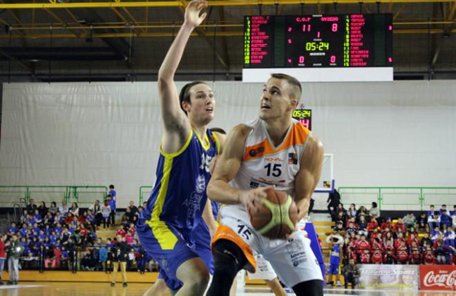 Levesque, esta noche frente al Ourense Baloncesto.