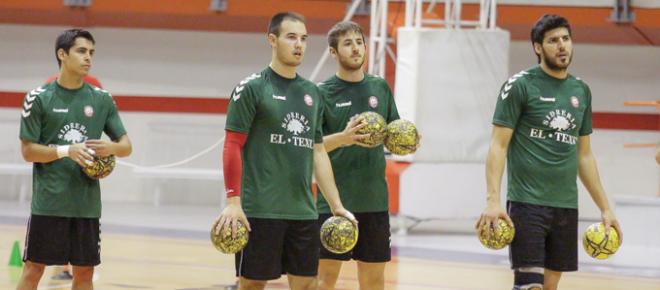 Montoya, Adrián Fernández, Plaza y Cancio, en una sesión en El Palacio. (FOTO: Rodrigo Medina).