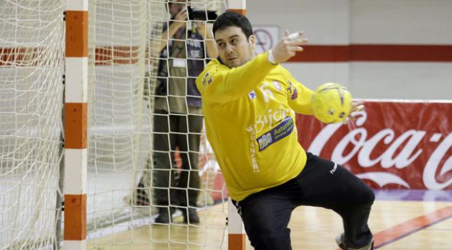 Nacho Fernádez, en un partido. (FOTO: Rodrigo Medina).