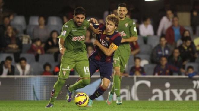 Momento del duelo en el Miniestadi de la temporada 14/15 (Foto: LFP).