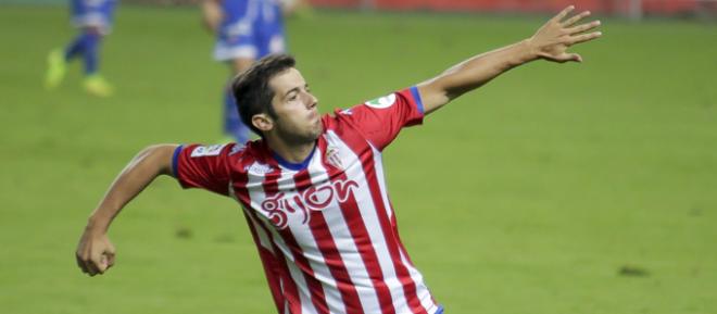 Jony, celebrando un gol en El Molinón. (FOTO: Rodrigo Medina).