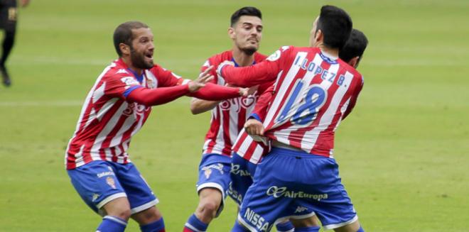 Castro celebra su primer gol. (FOTO: Rodrigo Medina).