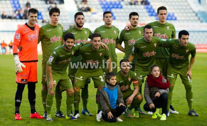 La alineación titular del Sporting frente al Sabadell.