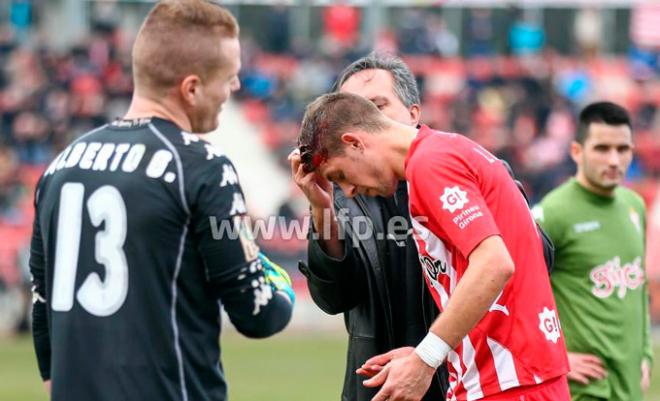 Alberto e Isma López, mientras Lejeune es atendido.