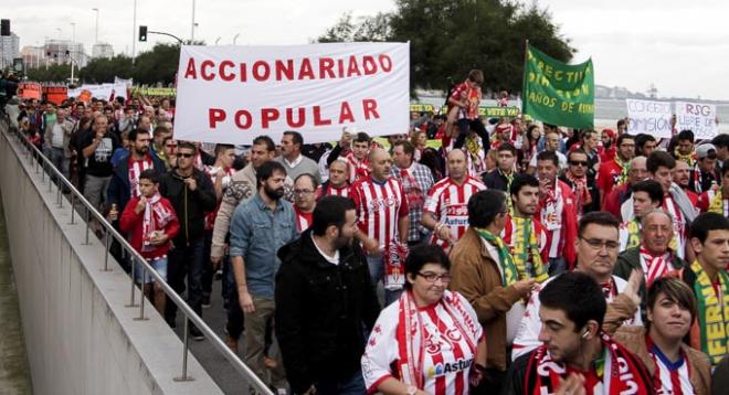 La marcha Liberad al Sporting, convocada por TFND, reunió a miles de sportinguistas el pasado 12 de octubre. (FOTO: Rodrigo Medina).